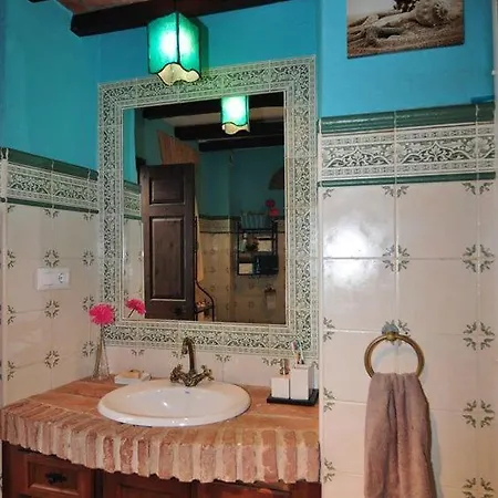 'preciosa Casa Andaluza Con Vistas بيت للعطل